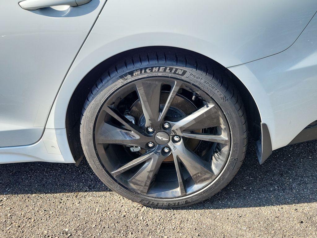 2023 GENESIS G70 Standard - Photo 7