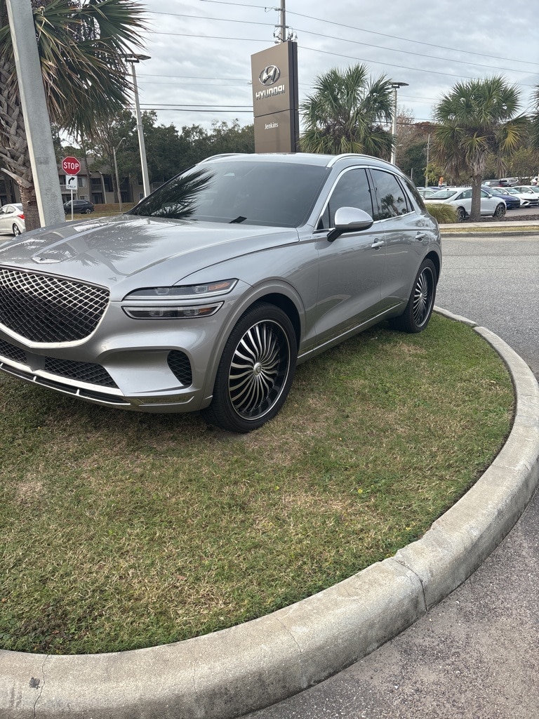 2023 GENESIS GV70 Standard's photo