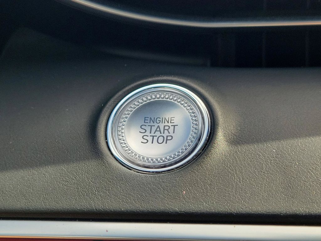 2025 GENESIS GV70 Sport - Photo 28