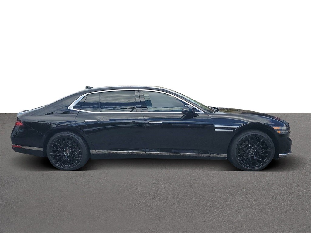 2025 Genesis G90 3.5T E-Supercharger photo 3