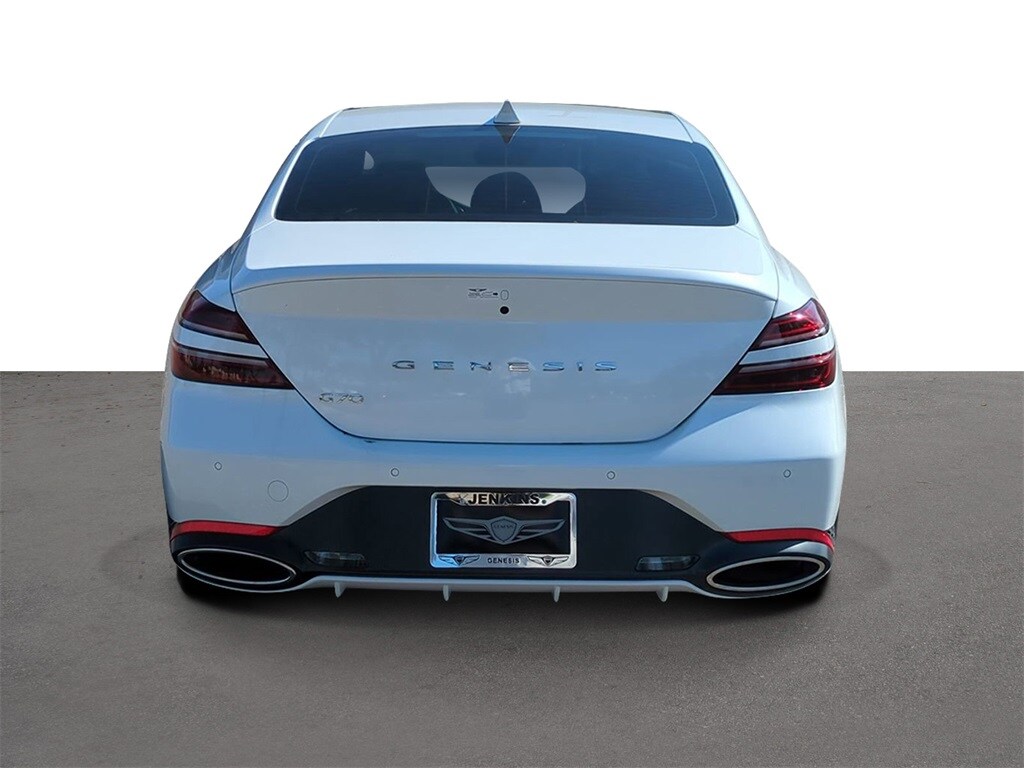 2025 Genesis G70 2.5T Sport Prestige photo 4