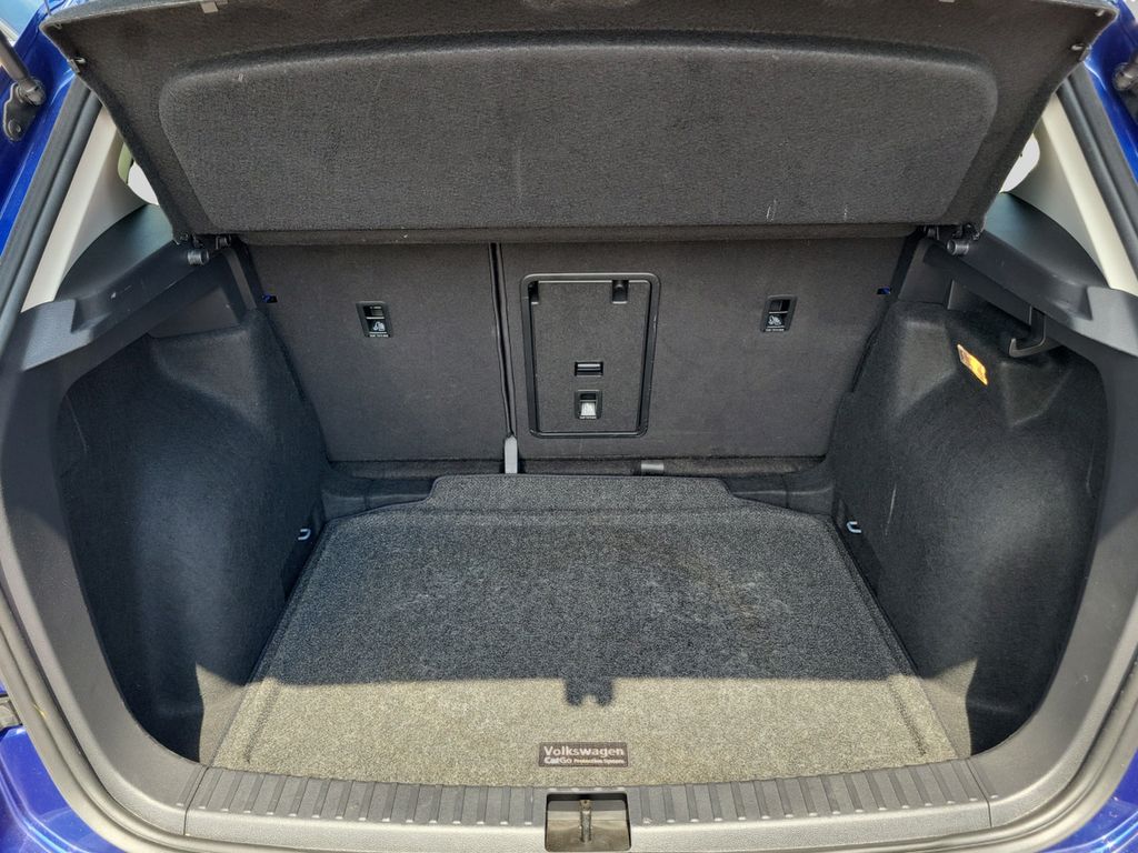 2023 Volkswagen Taos SE - Photo 19