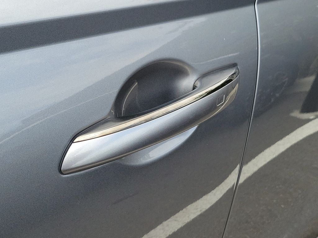 2026 GENESIS GV70 Sport Advanced - Photo 8