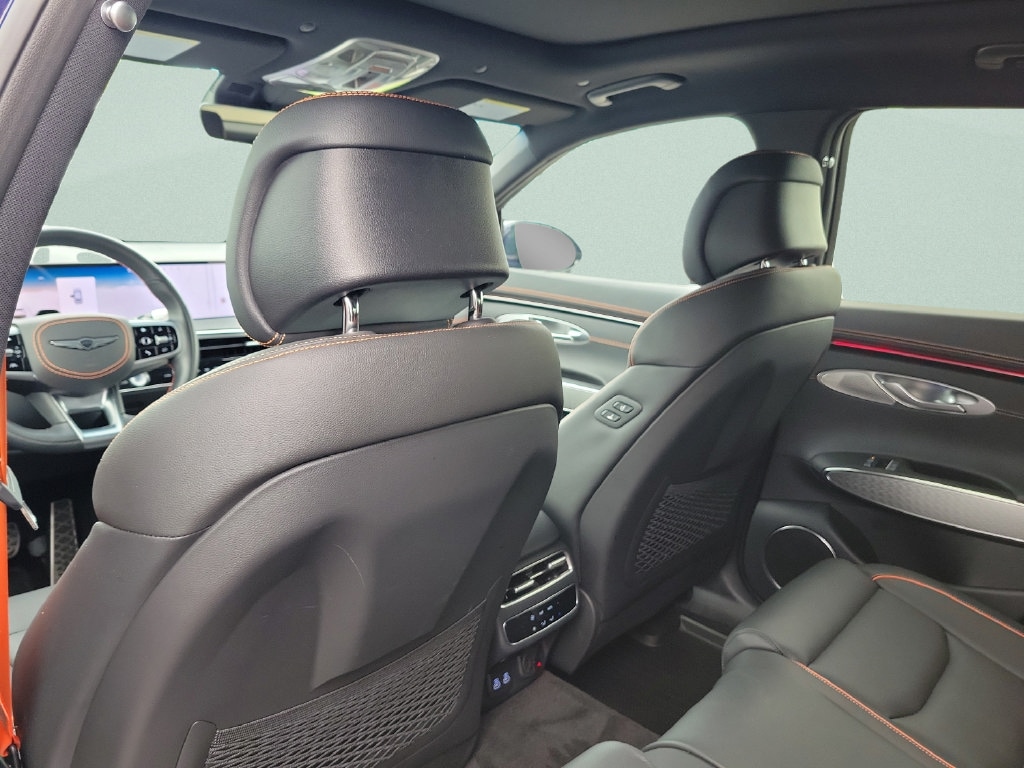 2026 GENESIS GV70 Sport Prestige - Photo 7