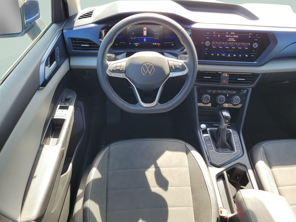2023 Volkswagen Taos SE - Photo 12