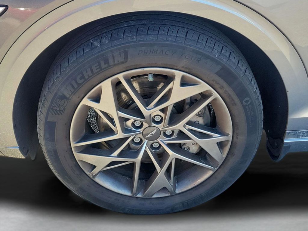 2024 GENESIS GV70 Standard - Photo 28