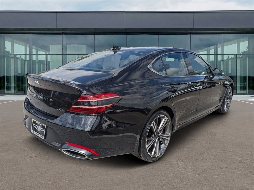 2025 Genesis G70 2.5T photo 3