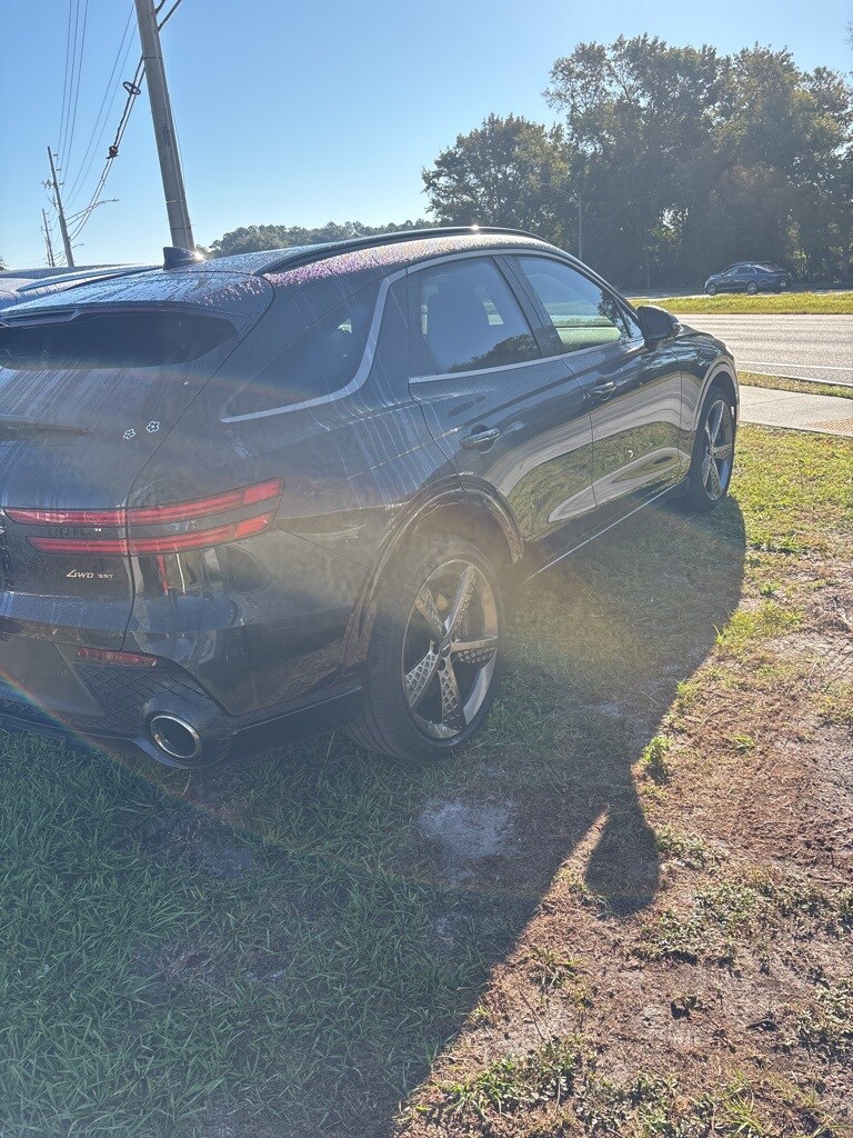 2023 Genesis GV70 3.5T Sport photo 2