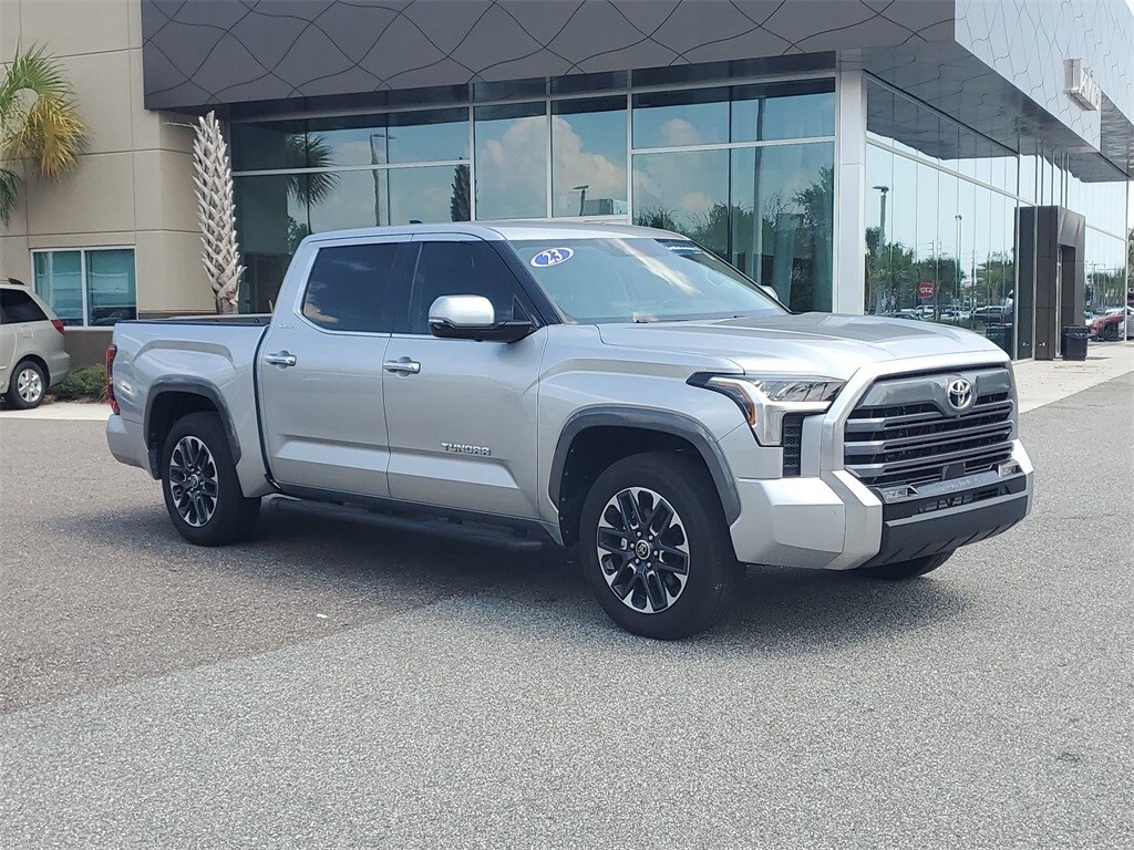 2023 Toyota Tundra Limited photo 2