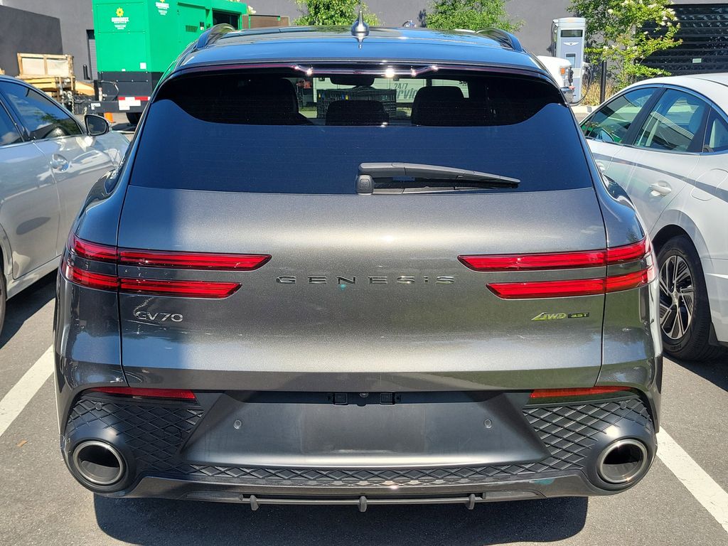2025 GENESIS GV70 Sport - Photo 12