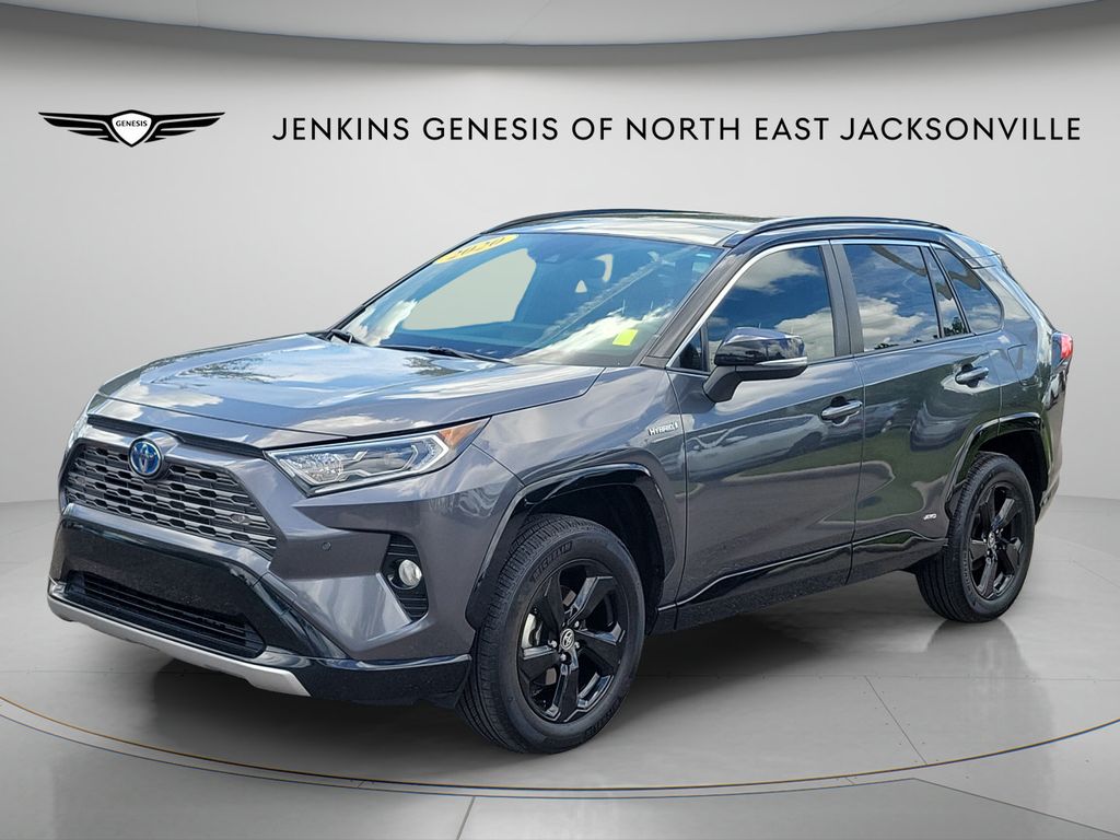2020 Toyota RAV4 XSE - Photo 5