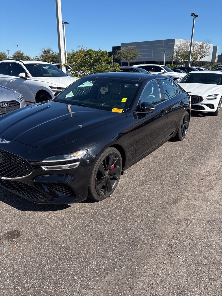 2022 GENESIS G70 Standard's photo