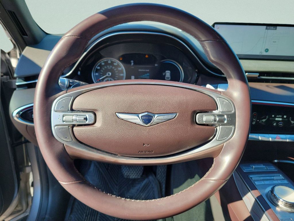 2024 GENESIS GV70 Standard - Photo 15