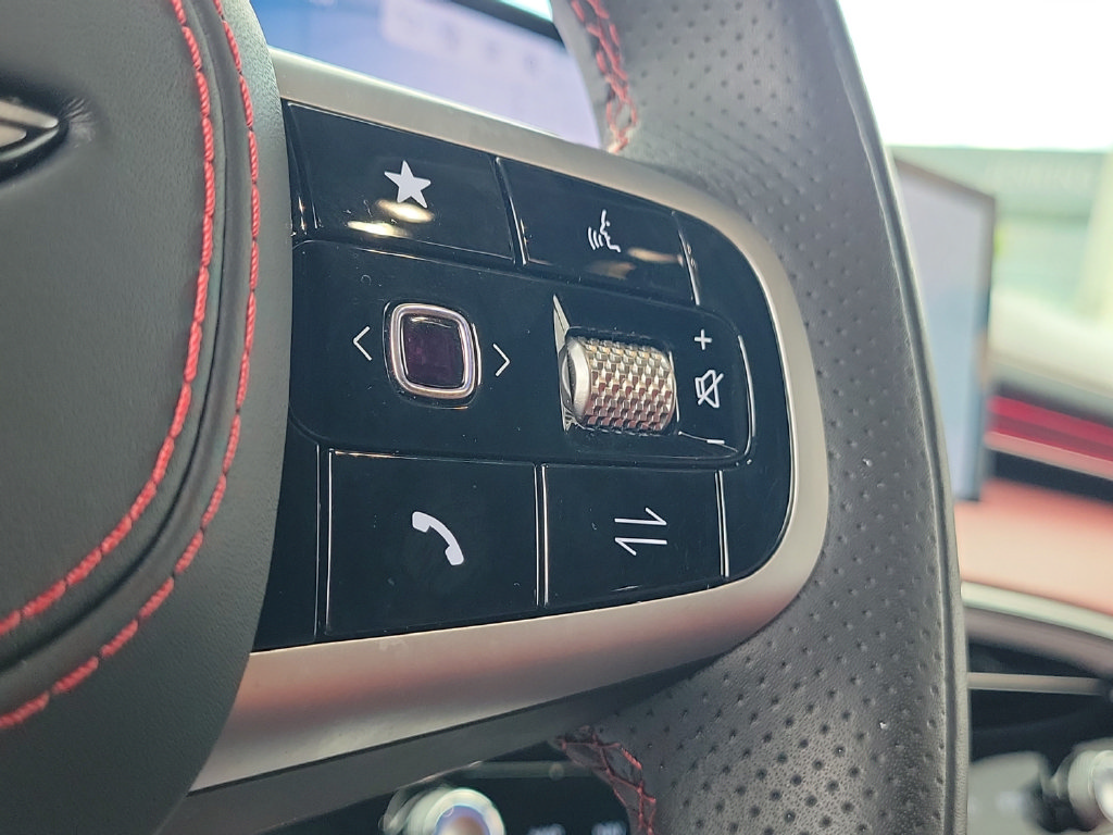 2026 GENESIS GV70 Sport Prestige - Photo 21