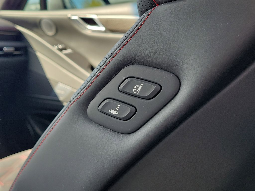 2025 GENESIS G80 Sport Prestige - Photo 34