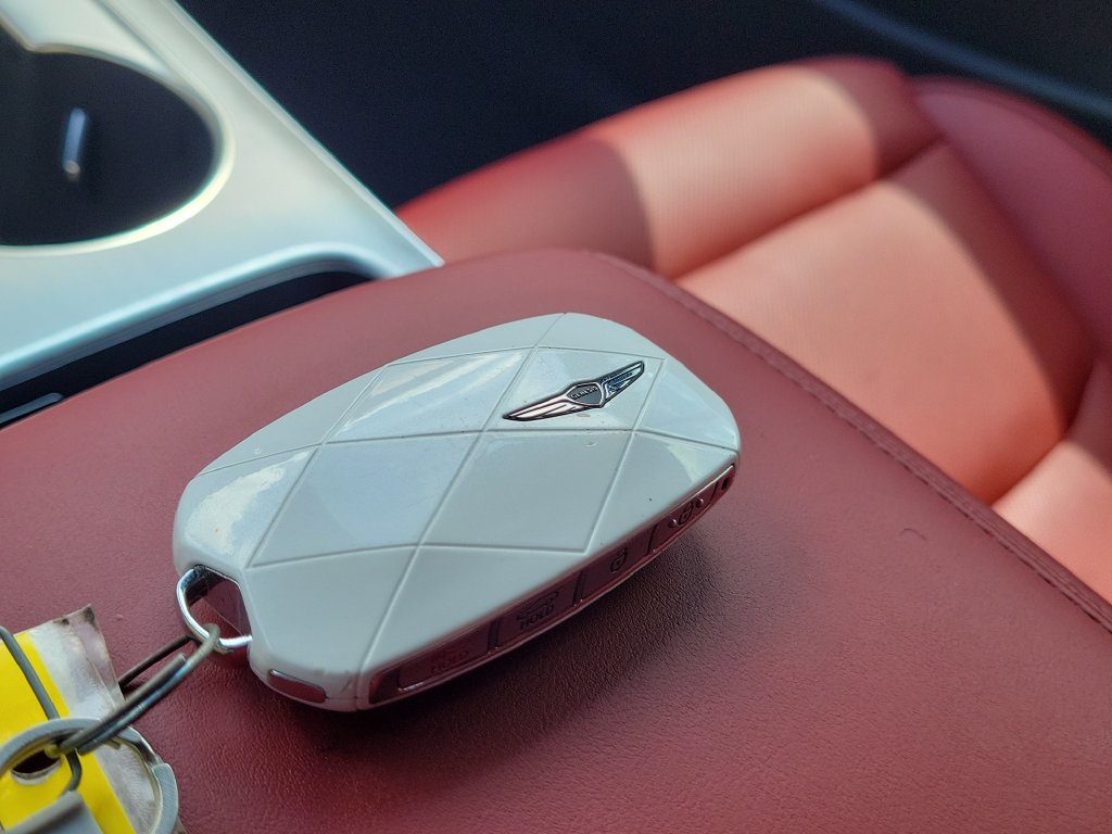 2026 GENESIS GV70 Sport Advanced - Photo 31