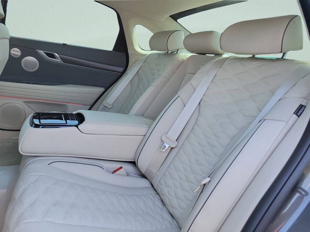 2026 GENESIS G80 Sport Prestige - Photo 8
