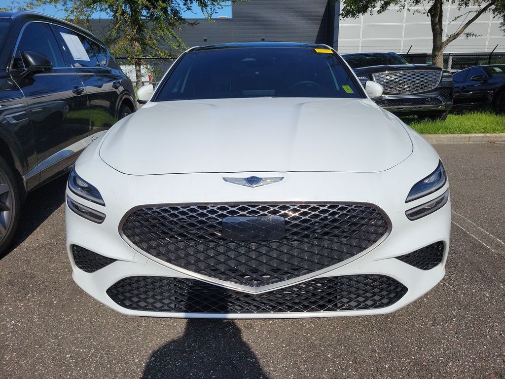 2023 GENESIS G70 Standard - Photo 9
