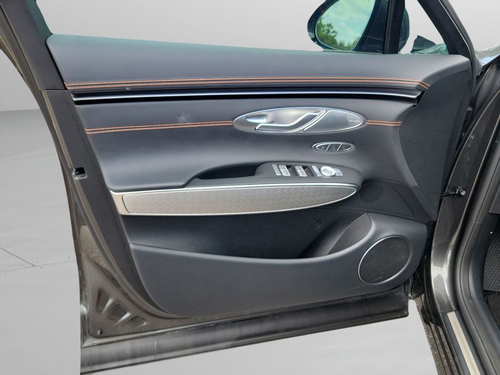 2026 GENESIS GV70 Sport Prestige - Photo 18