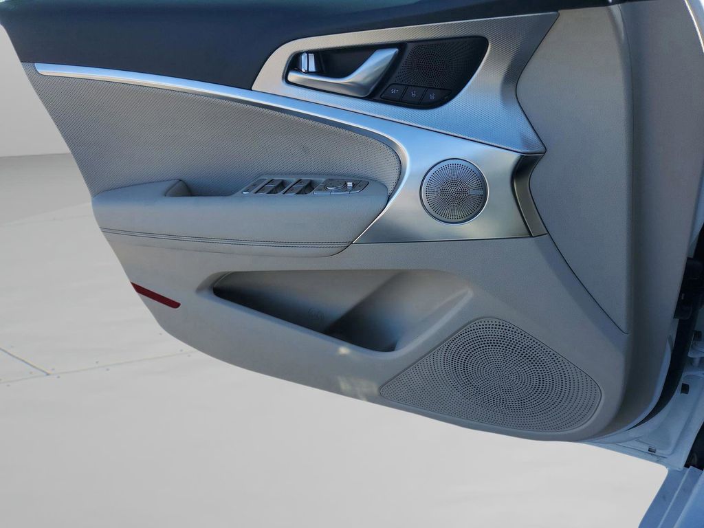 2026 GENESIS G70 Prestige - Photo 11