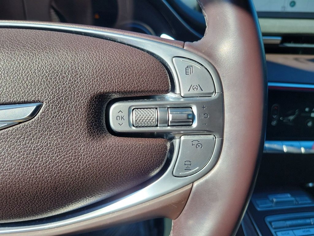 2024 GENESIS GV70 Standard - Photo 11