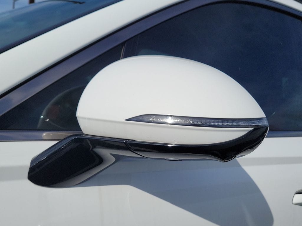 2025 GENESIS GV70 Sport - Photo 11