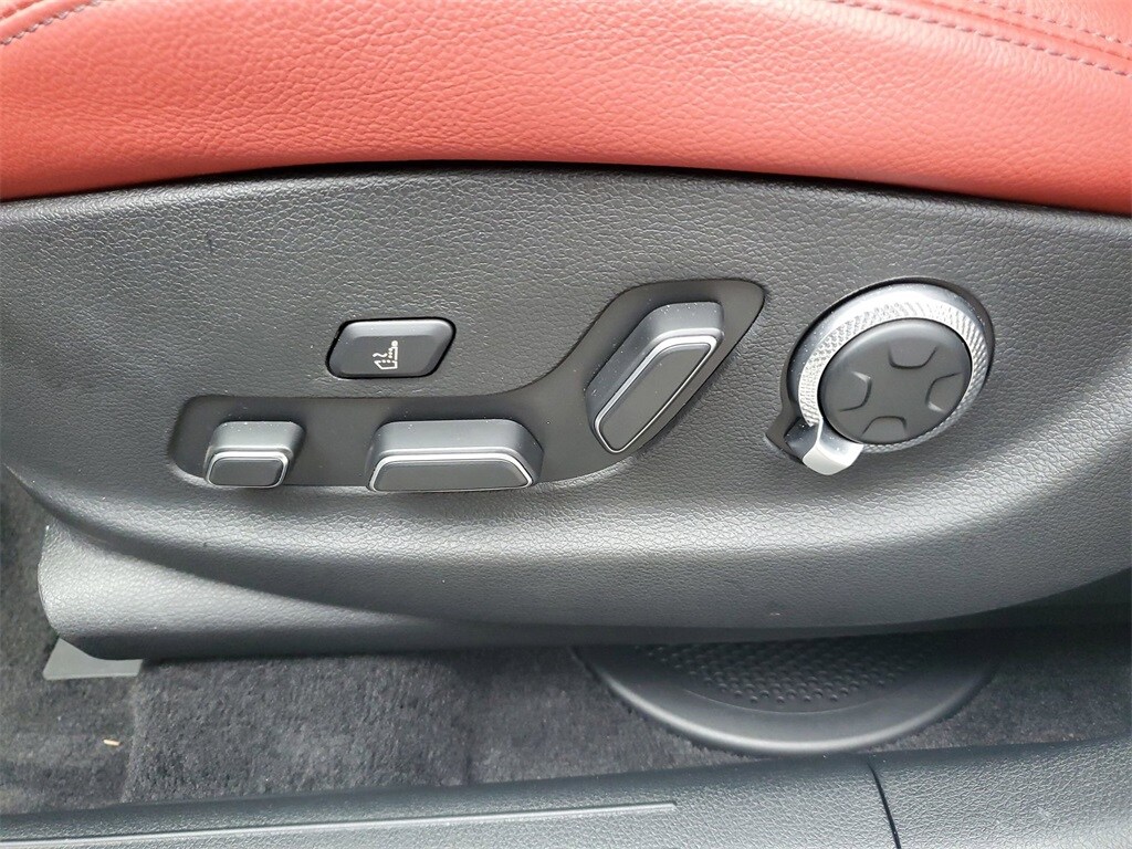 2026 Genesis GV70 3.5T Sport Advanced photo 2