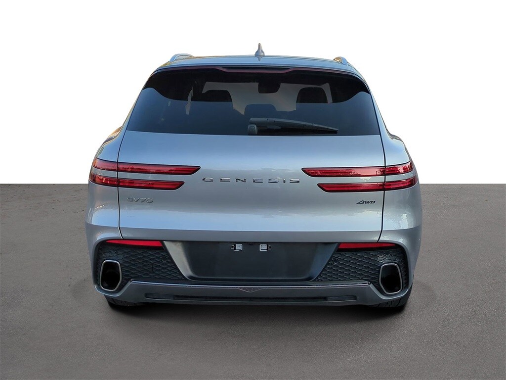 2023 Genesis GV70 2.5T photo 3