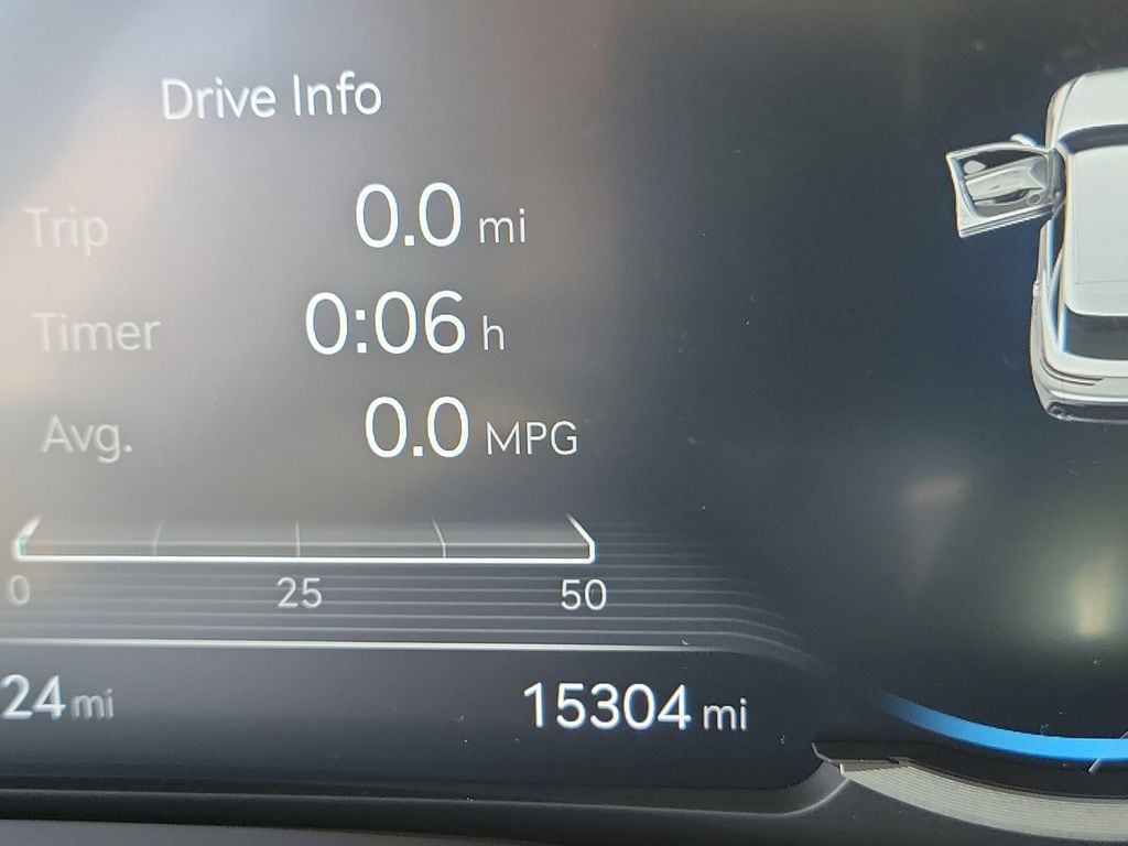 2023 GENESIS GV70 Standard - Photo 37