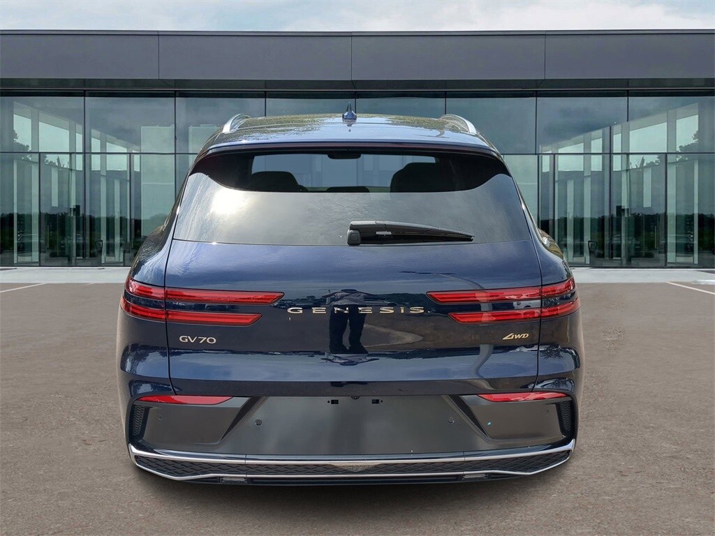 2026 Genesis GV70 2.5T Select photo 4