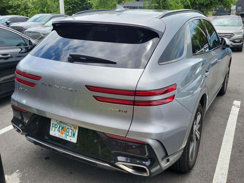 2026 GENESIS GV70 Sport Advanced - Photo 11
