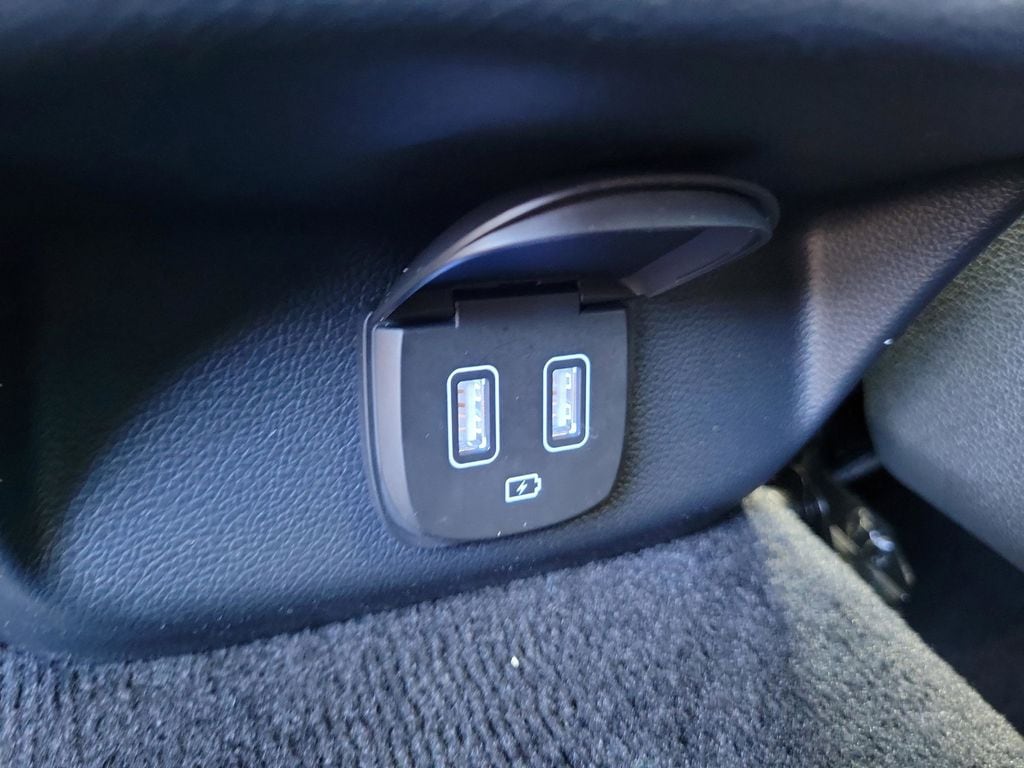 2025 GENESIS GV70 Standard - Photo 14