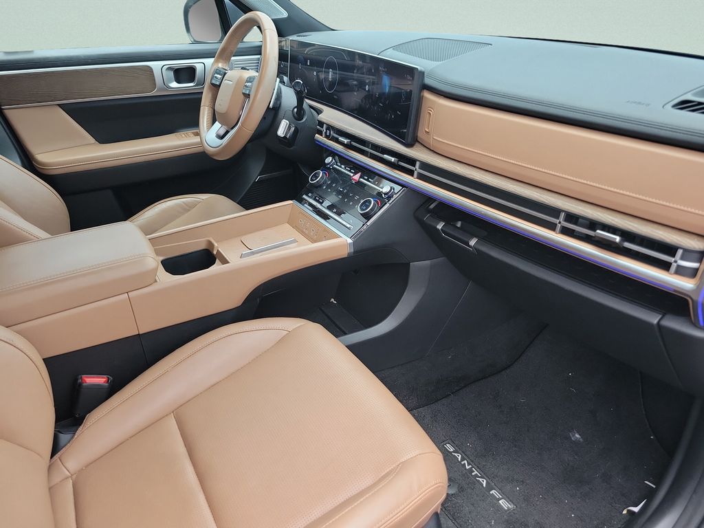 2025 Hyundai Santa Fe Limited - Photo 16