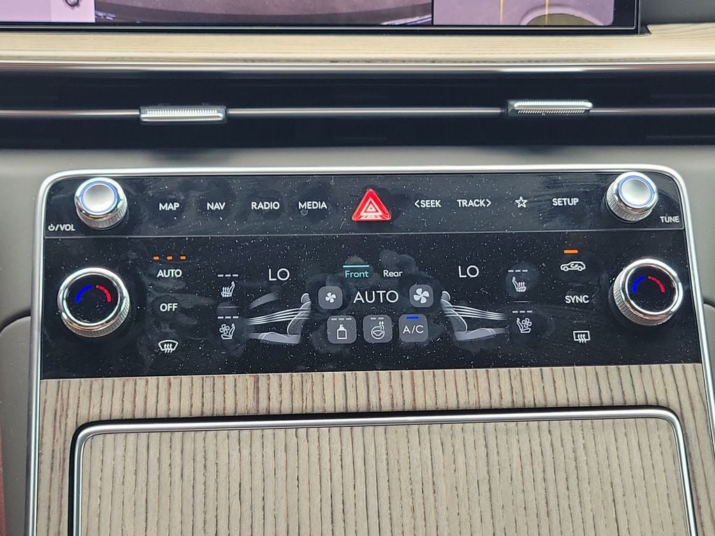 2025 GENESIS GV80 Prestige - Photo 33