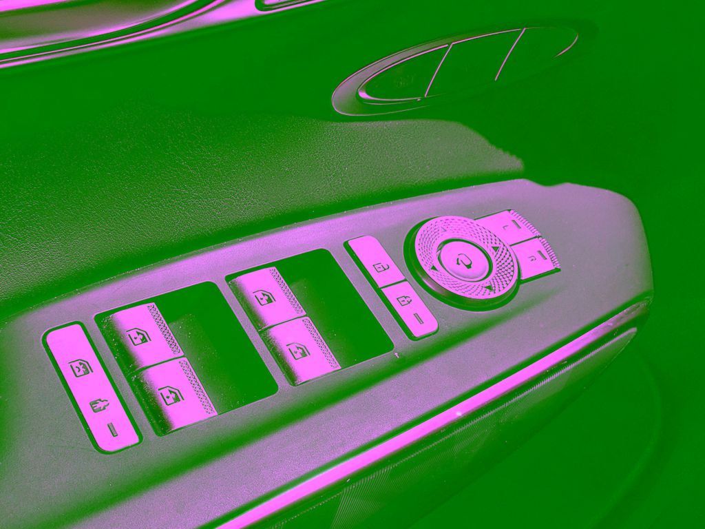 2025 GENESIS GV70 Sport - Photo 23