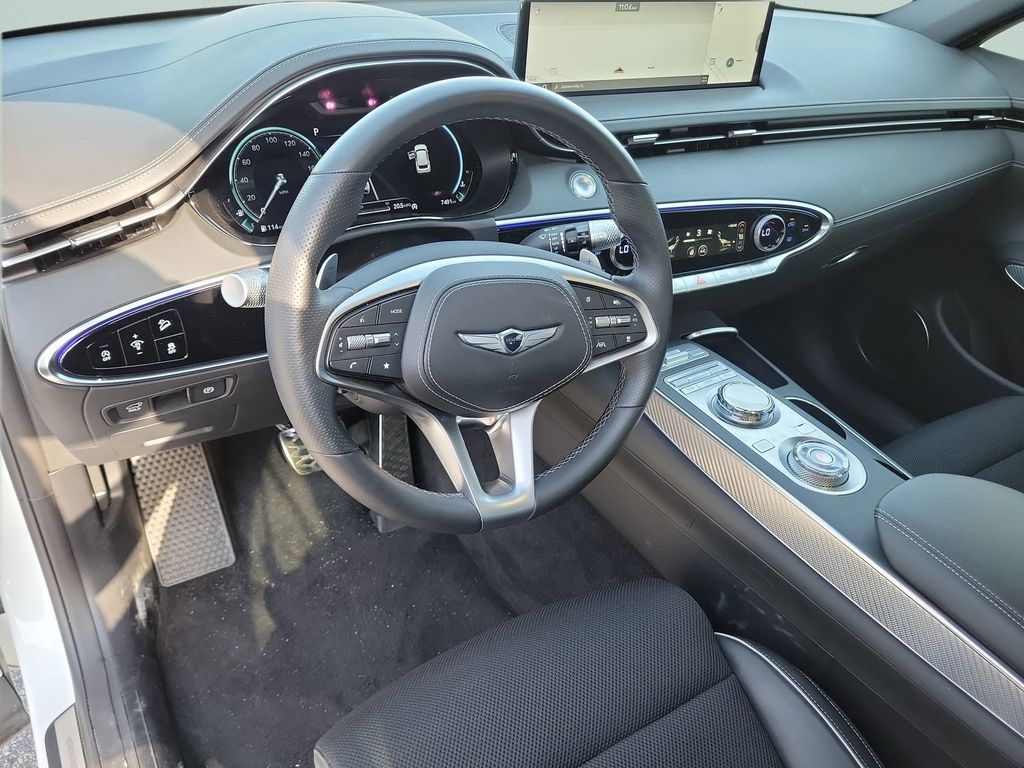 2025 GENESIS GV70 Standard - Photo 22