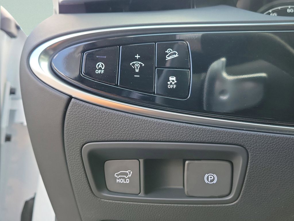 2025 GENESIS GV70 Standard - Photo 23