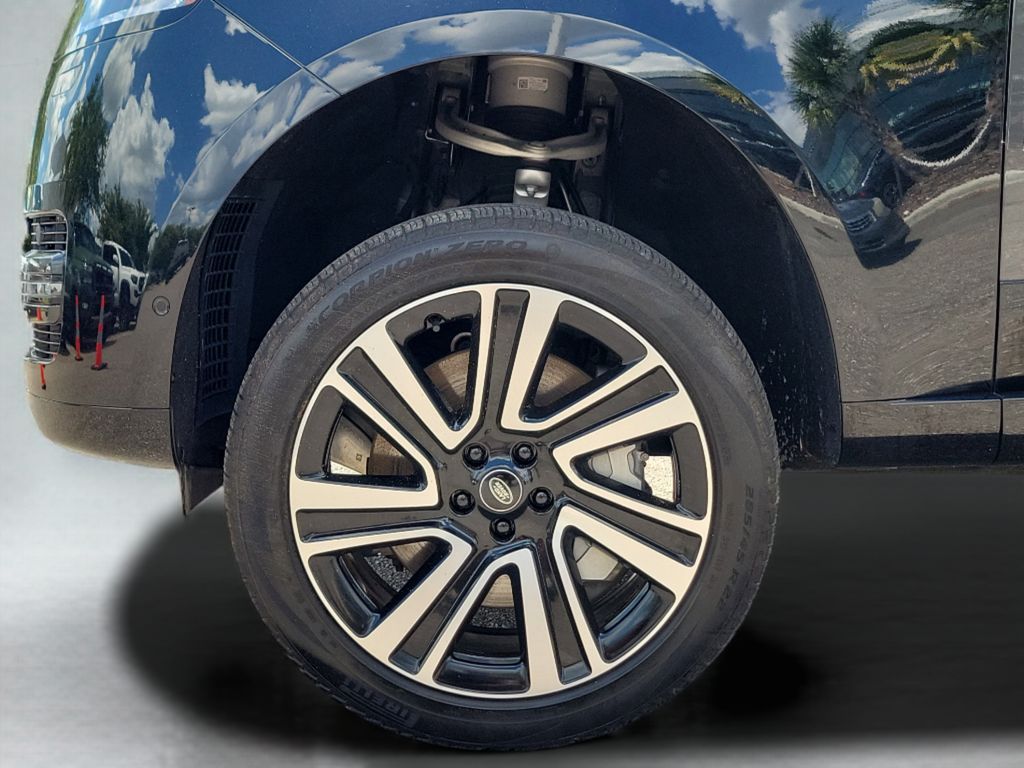 2023 Land Rover Range Rover SE - Photo 32