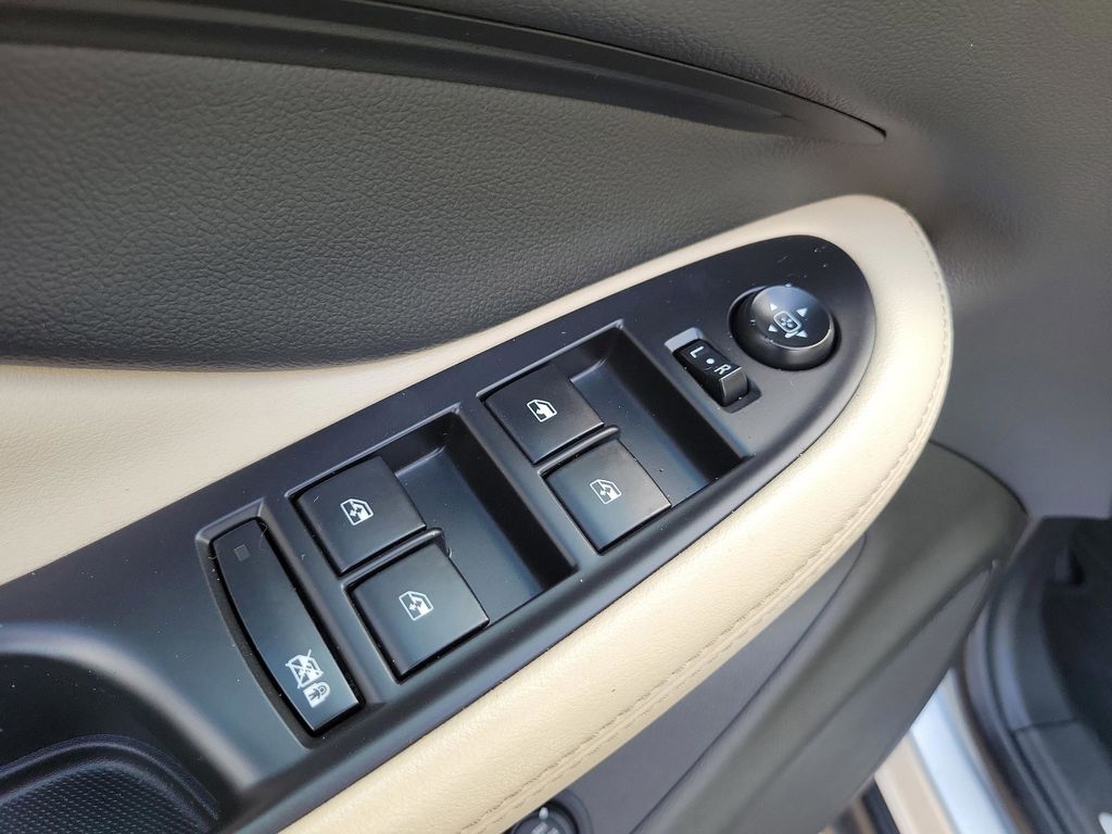2018 Buick Envision Essence - Photo 22