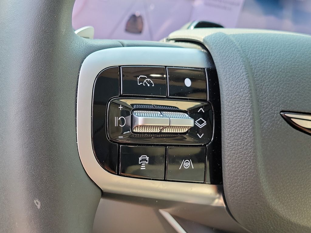 2025 GENESIS GV80 Advanced - Photo 19