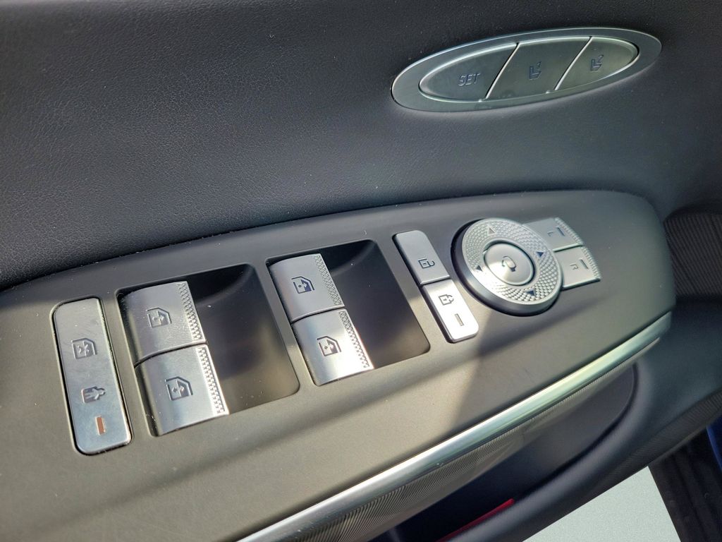 2025 GENESIS GV70 Sport - Photo 22