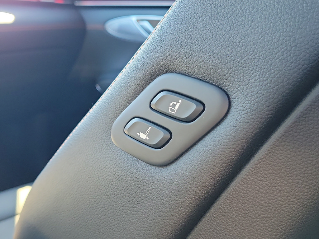 2026 GENESIS GV70 Sport Prestige - Photo 12
