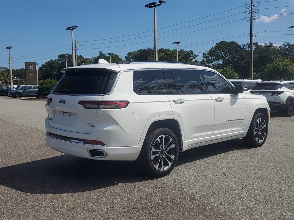 2021 Jeep Grand Cherokee Overland photo 3