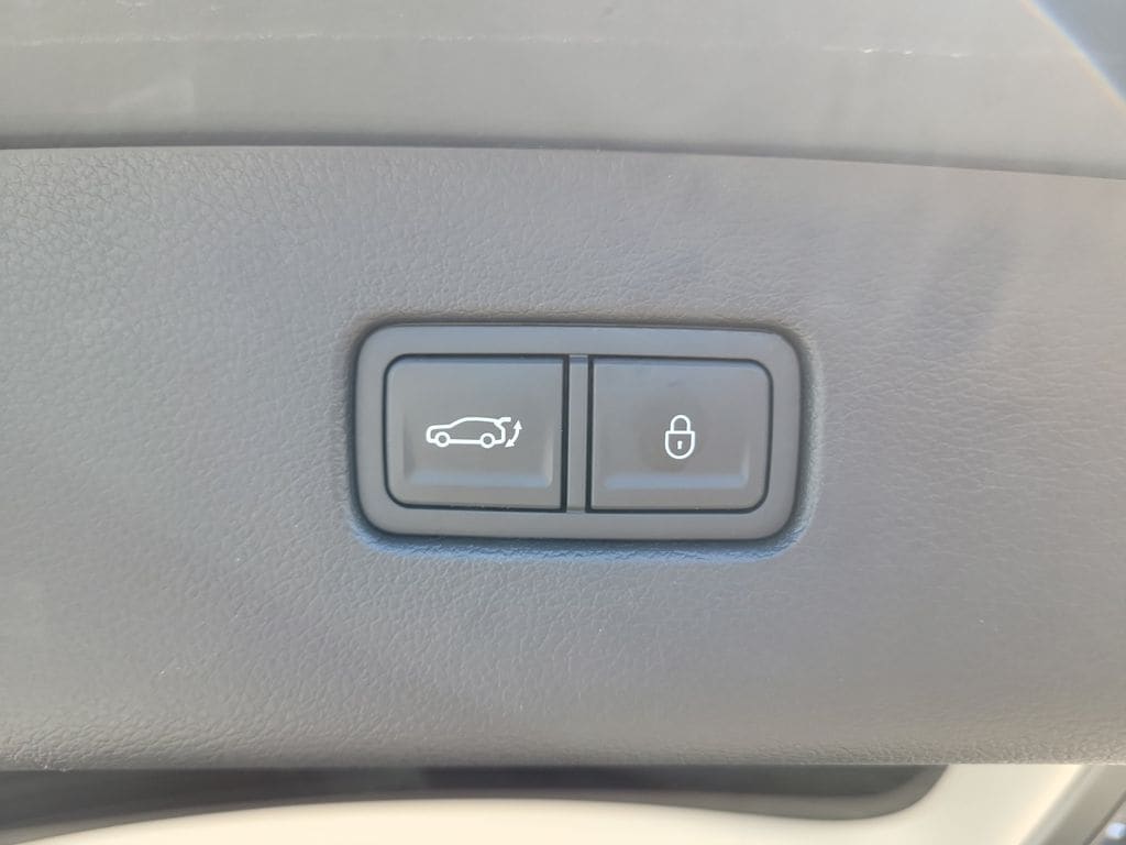 2025 GENESIS GV80 Select - Photo 11