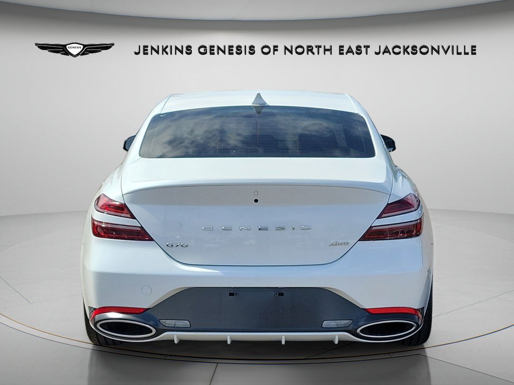 2025 GENESIS G70 Standard - Photo 9