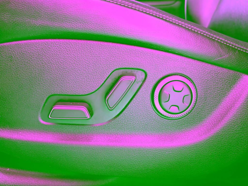 2023 GENESIS GV70 Standard - Photo 22