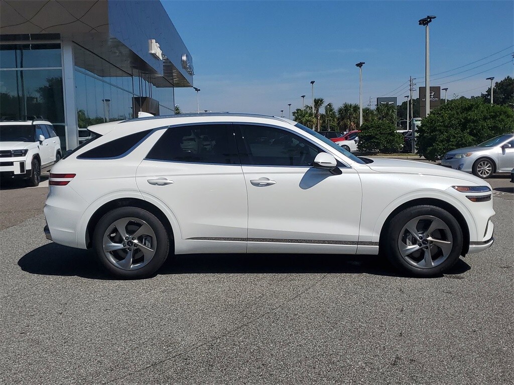 2026 Genesis GV70 2.5T Select photo 2