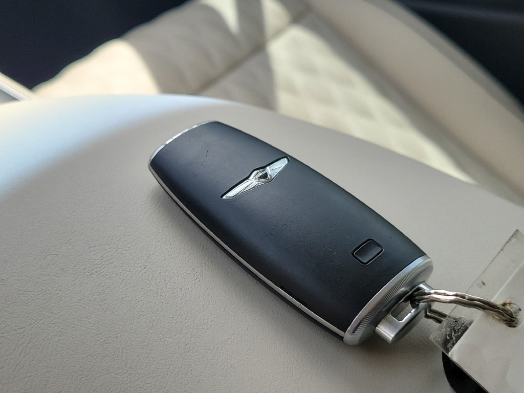2025 GENESIS GV70 Sport - Photo 32