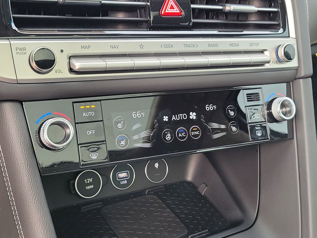 2026 GENESIS G70 Prestige - Photo 33