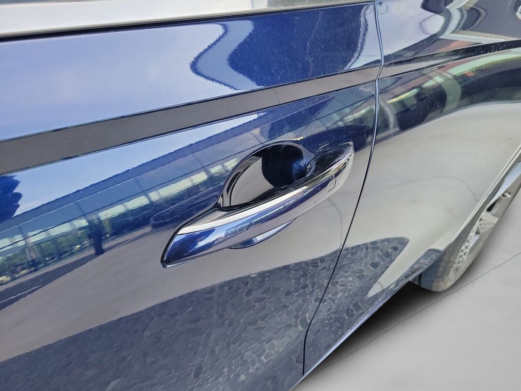 2025 GENESIS GV70 Sport - Photo 11